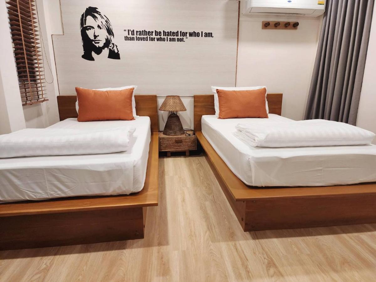 Хостел Sleep Walker Poshtel Чиангмай Экстерьер фото