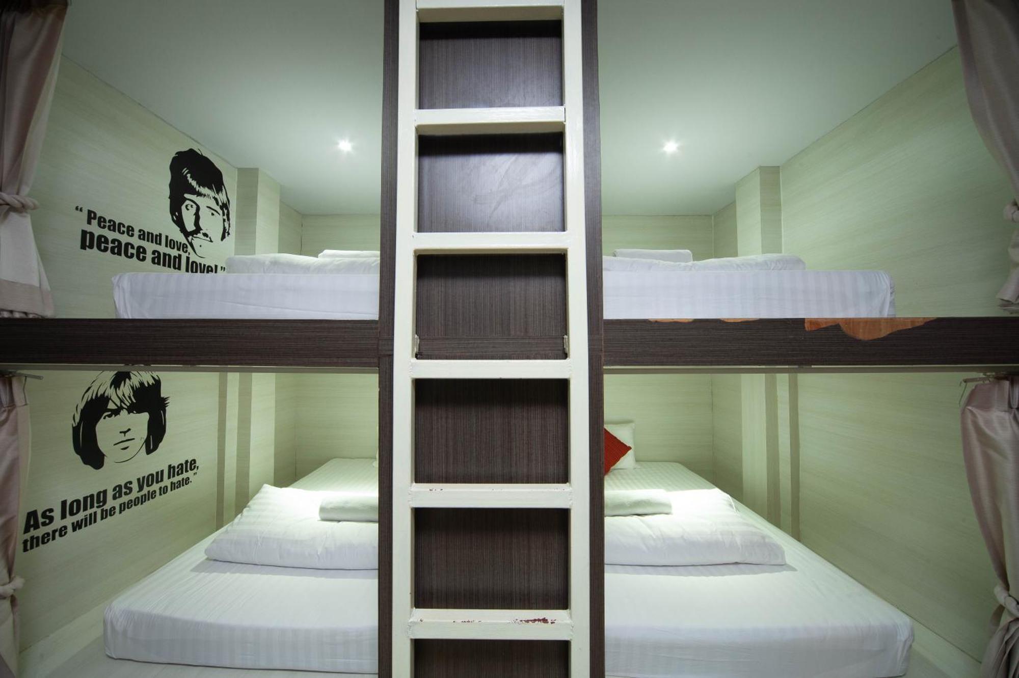 Хостел Sleep Walker Poshtel Чиангмай Экстерьер фото