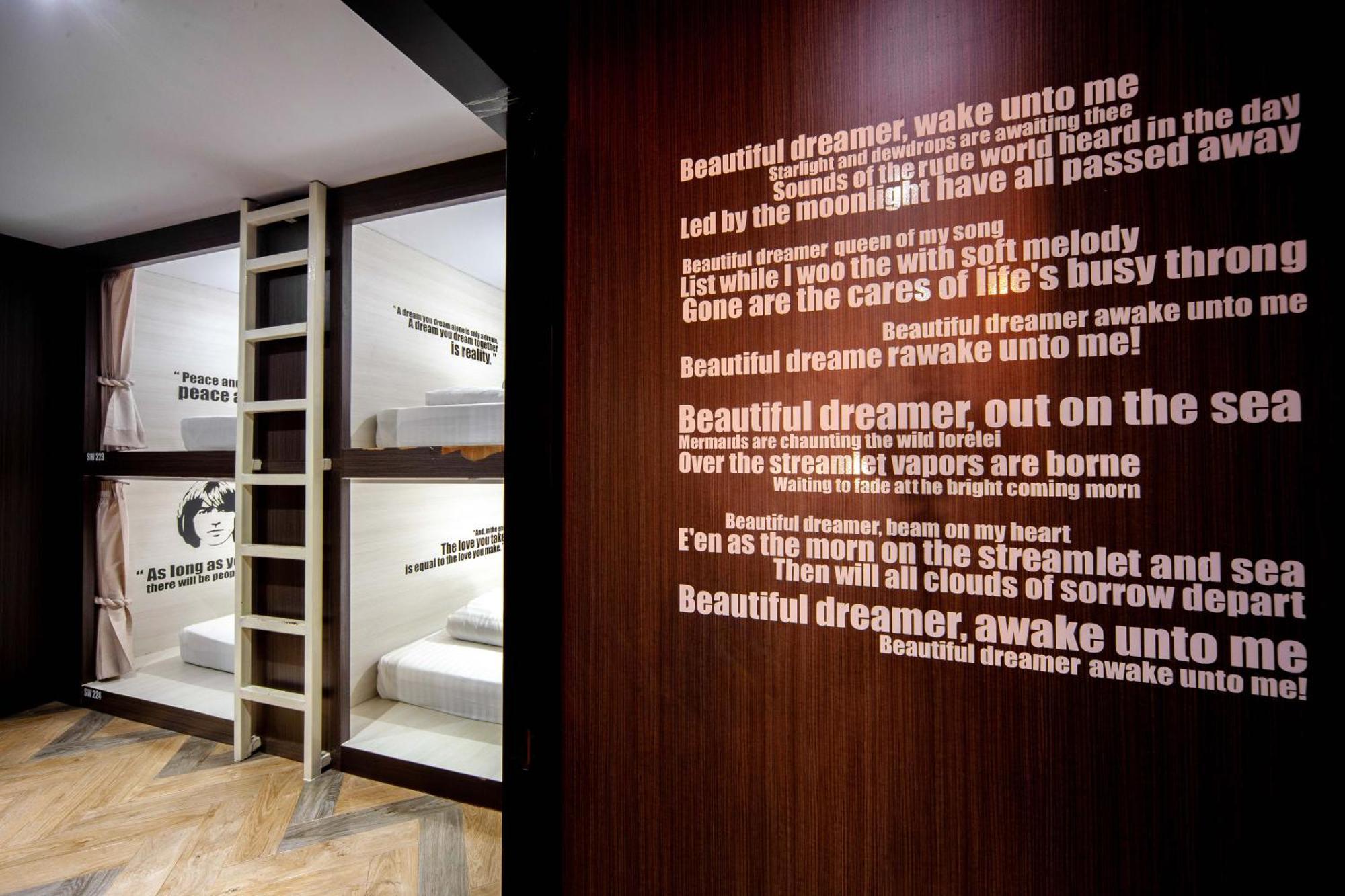 Хостел Sleep Walker Poshtel Чиангмай Экстерьер фото